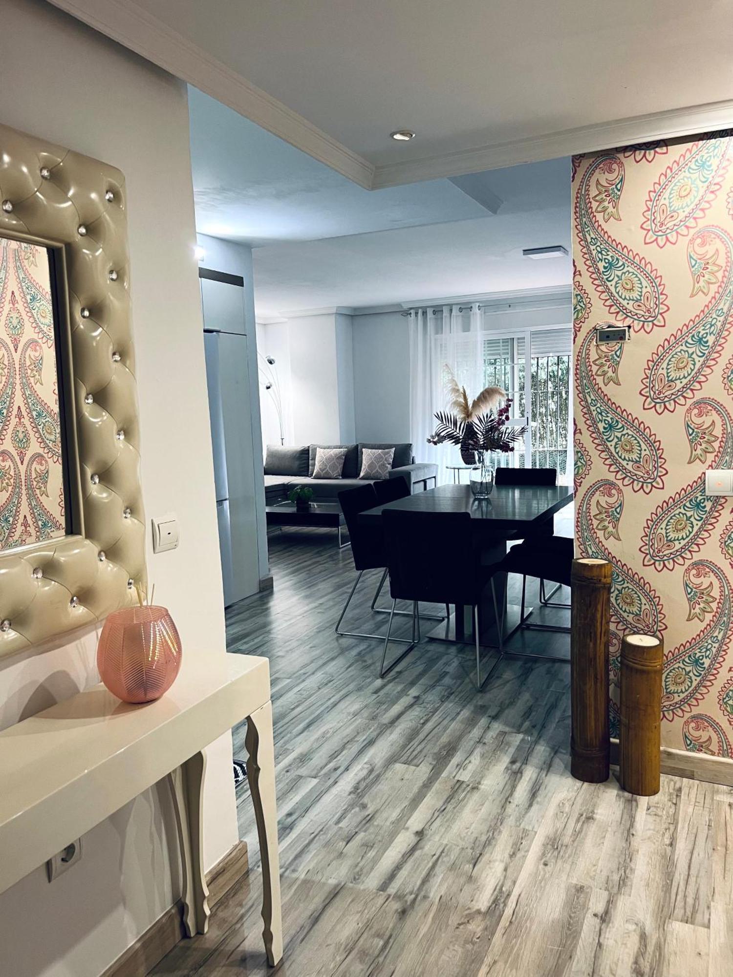 Torrequebrada Casino Apartment *